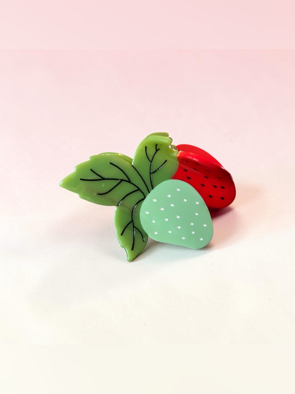 Strawberry Leaf Claw Clip